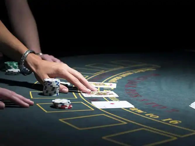 Layar deposit VIP Club menampilkan opsi DANA, OVO, GoPay, QRIS, dan transfer bank BCA, Mandiri, BRI, BNI